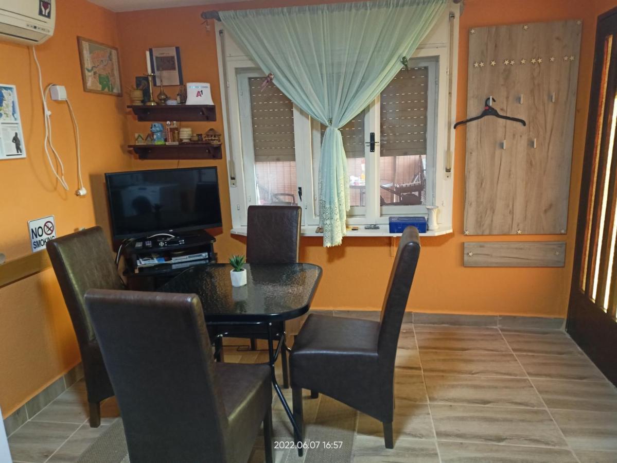 Sweet Dreams Apartment Zajecar Ngoại thất bức ảnh